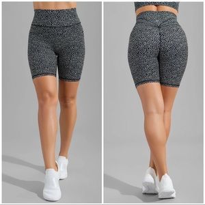 BuffBunny Onyx Bossy Print Legacy Bike Short